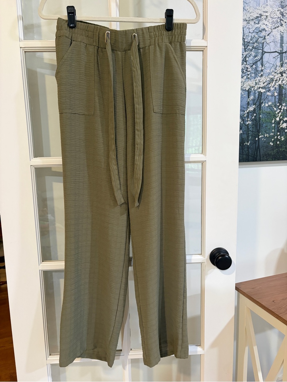 Love Scarlett Sage Green Crinkle Wide Leg Drawstring Pants Women’s Medium